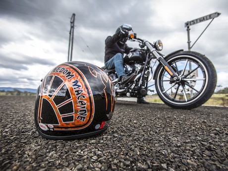 Custom 500 Bell motorcycle helmet