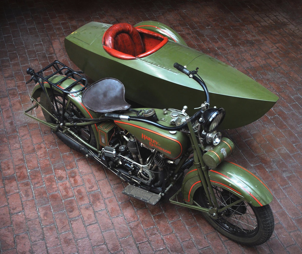 1926 H-D JD Twin with "Canoe" Sidecar
