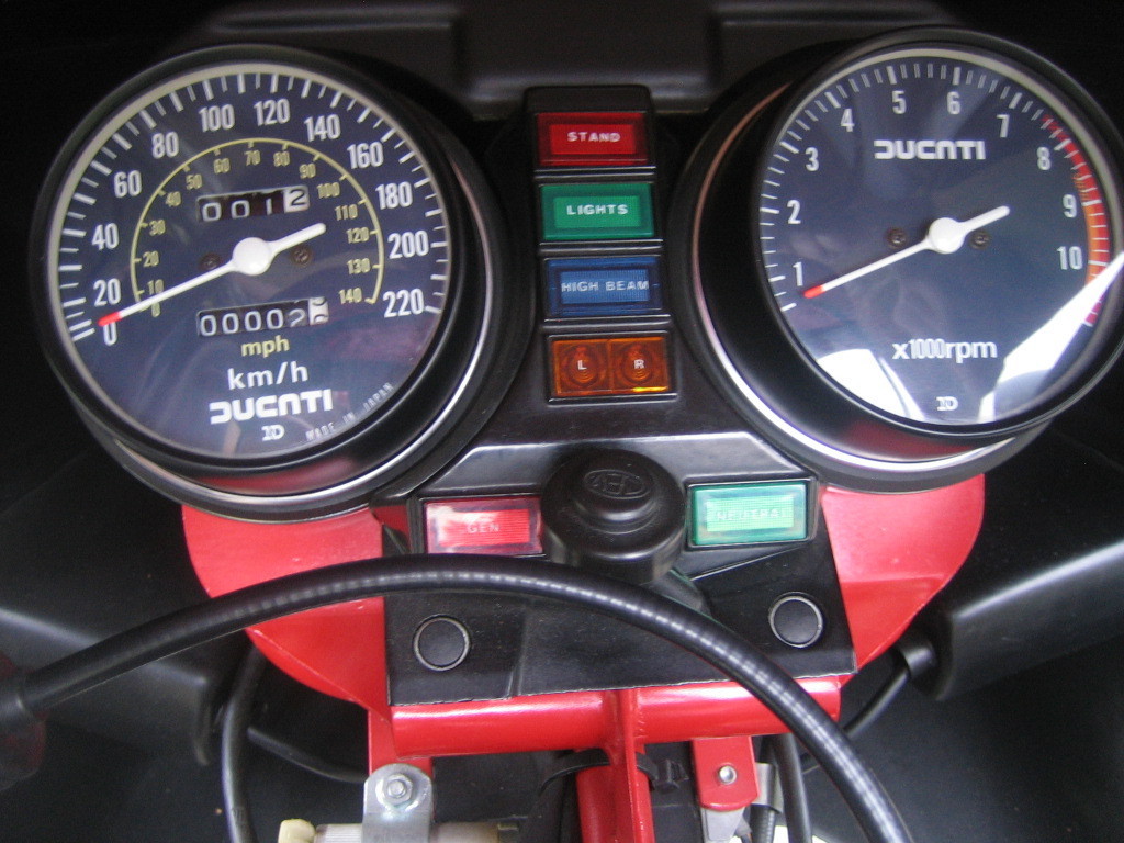 Ducati 900S2