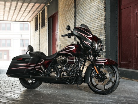 Harley-Davidson FLXHSD Street Glide with all the trimmings