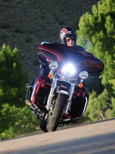 Harley Ultra Ltd with Daymaker lights test ride
