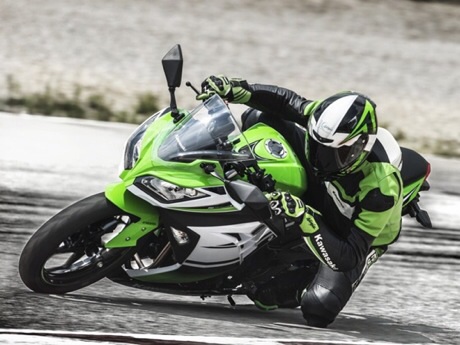 Kawasaki Ninja 300 Drops Price Motorbike Writer