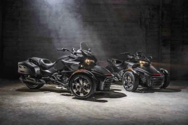 Can-Am F3 baggers