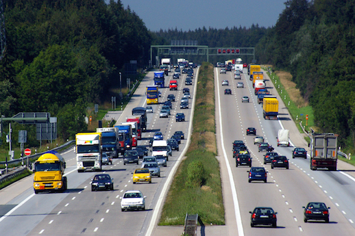 Lower truck speed limit trialled on the Monash Freeway Autobahn