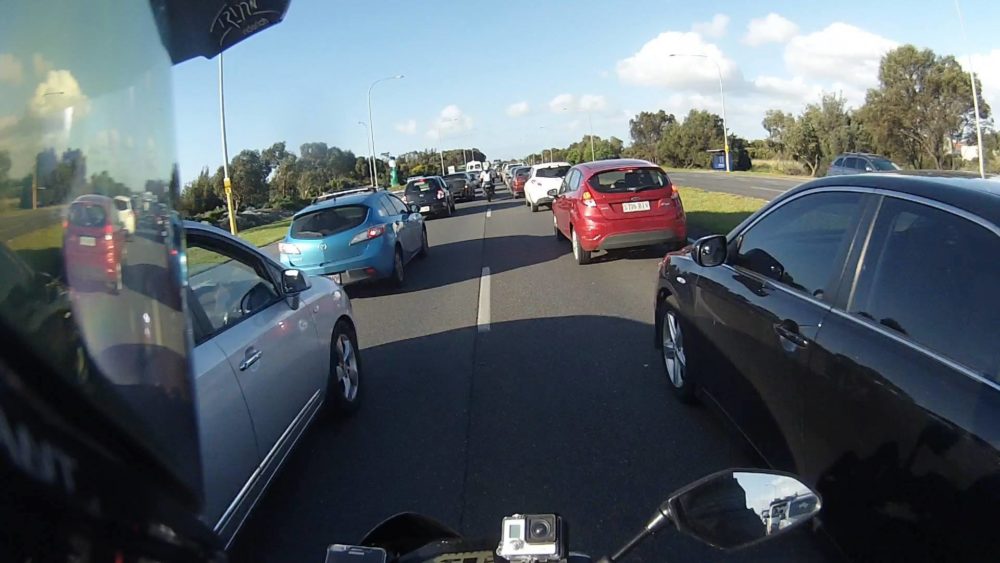 RTR SA lane filtering traffic extends