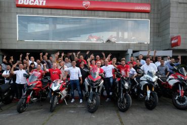 Claudio visits the largest Ducati showroom in the world in Jakarta - asian market volkswagen