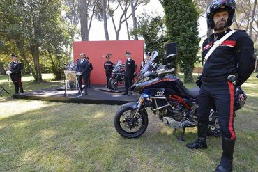 Ducati Multistrada carabinieri police patrols