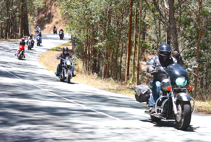 Mt Glorious pass overtake over solid white lines online survey reservations