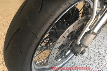 Dunlop Sportmax Alpha 14 tyres Ducati GT1000 chicken