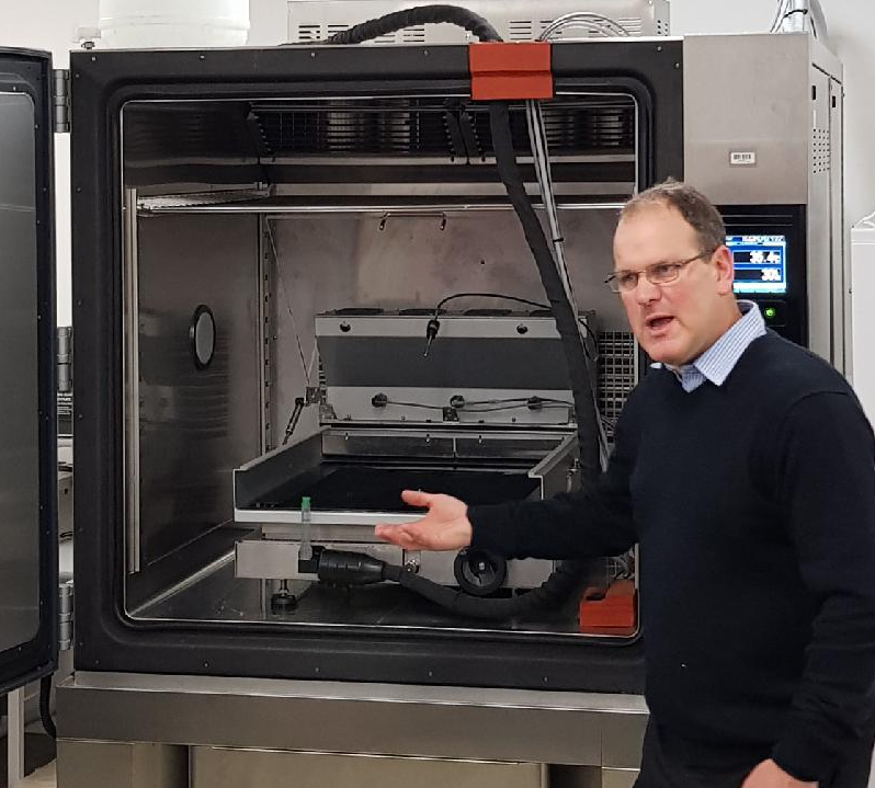 Dr Chris Hurren explains use of one of the uni’s testing machines ratings