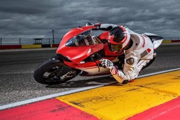 2017 Ducati 1299 Superleggera Cornering On Track