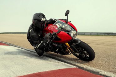 A frontal view of the Triumph Speed Triple RR