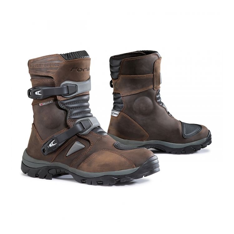 Forma Adventure Low Boots in Brown